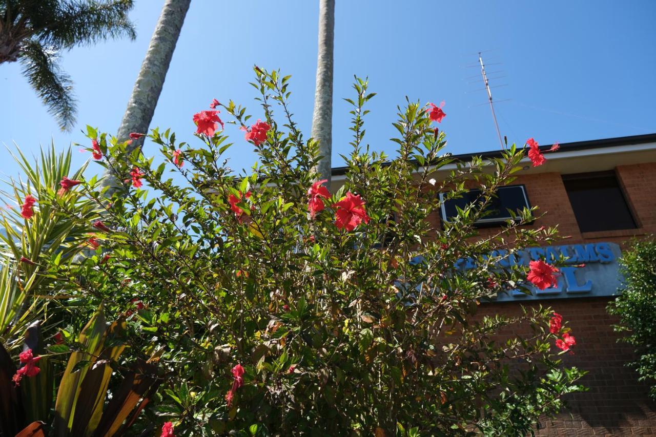 Sapphire Palms Motel Entrance Exterior foto