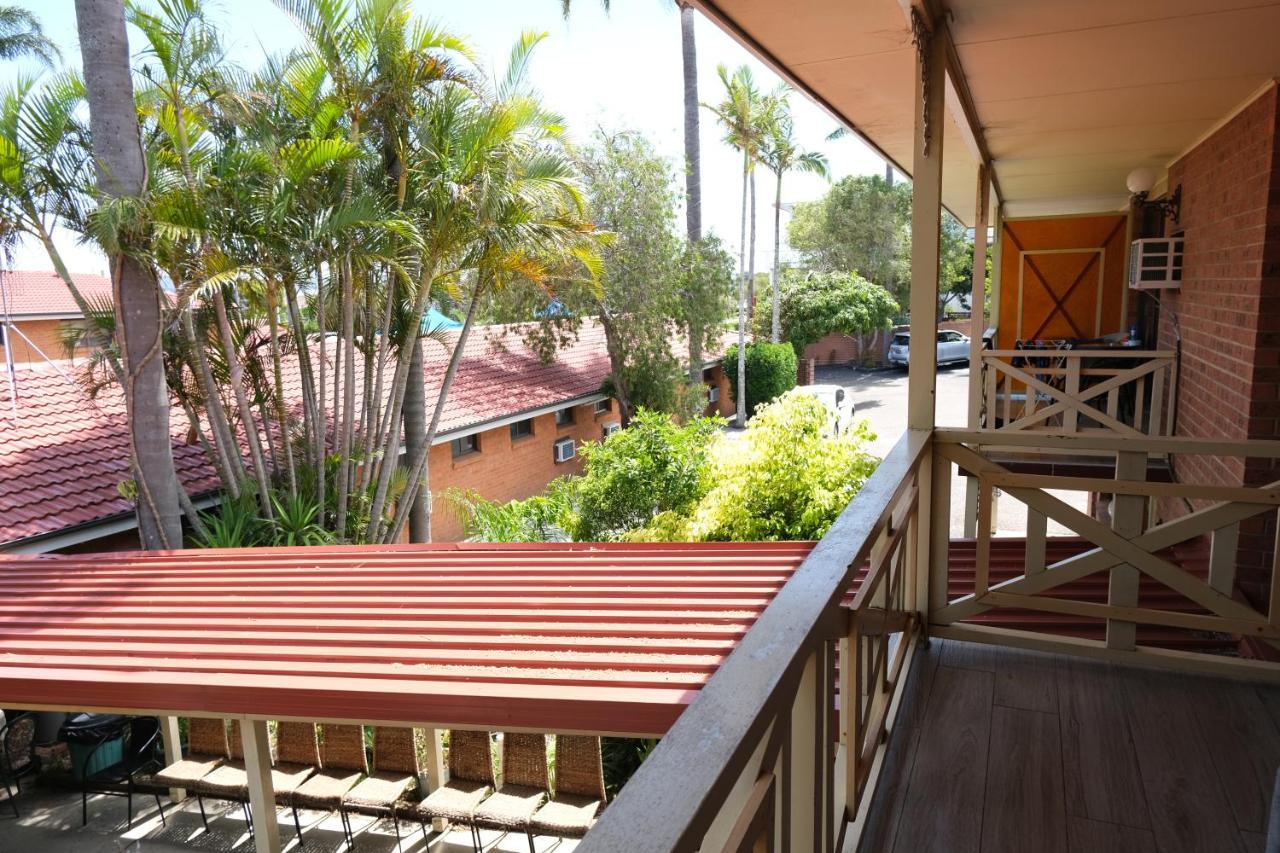 Sapphire Palms Motel Entrance Exterior foto
