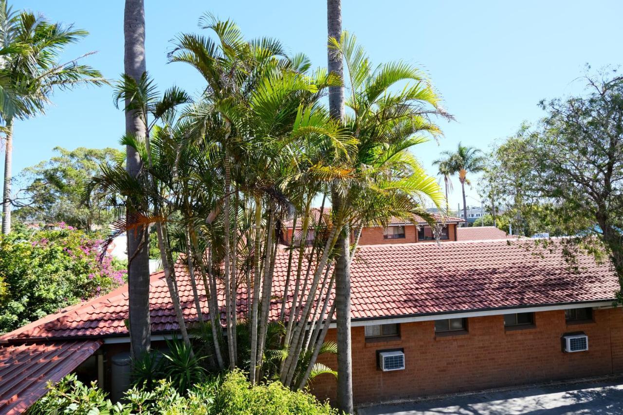 Sapphire Palms Motel Entrance Exterior foto